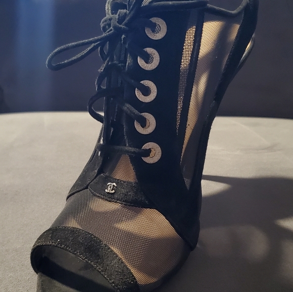 CHANEL booties - Picture 3 of 9